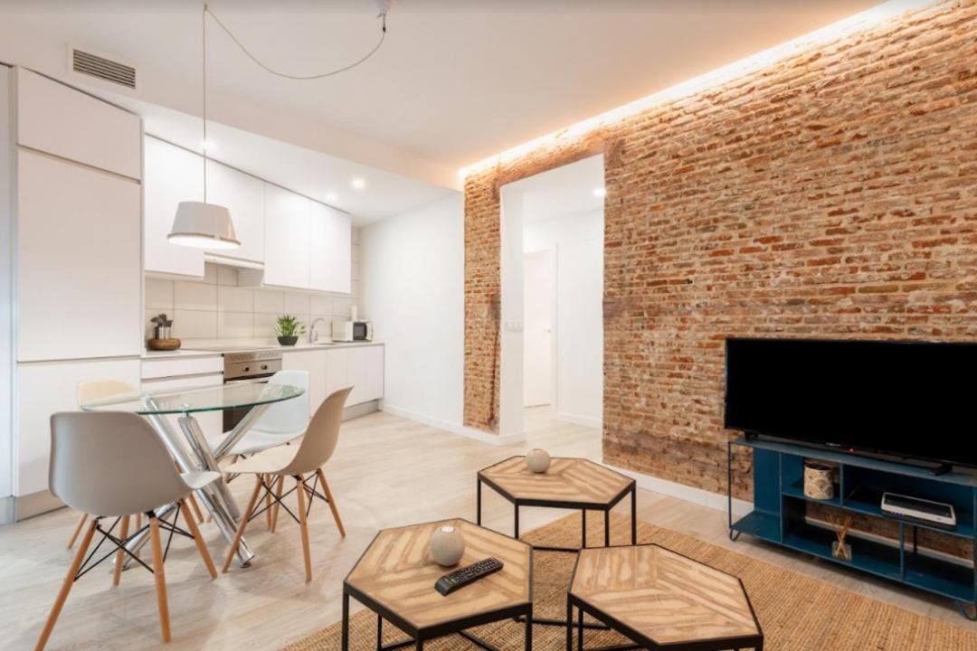 Bright And Modern- 2 Bedrooms 1bathroom- Mintystay - Bocangel Apartamento Madrid